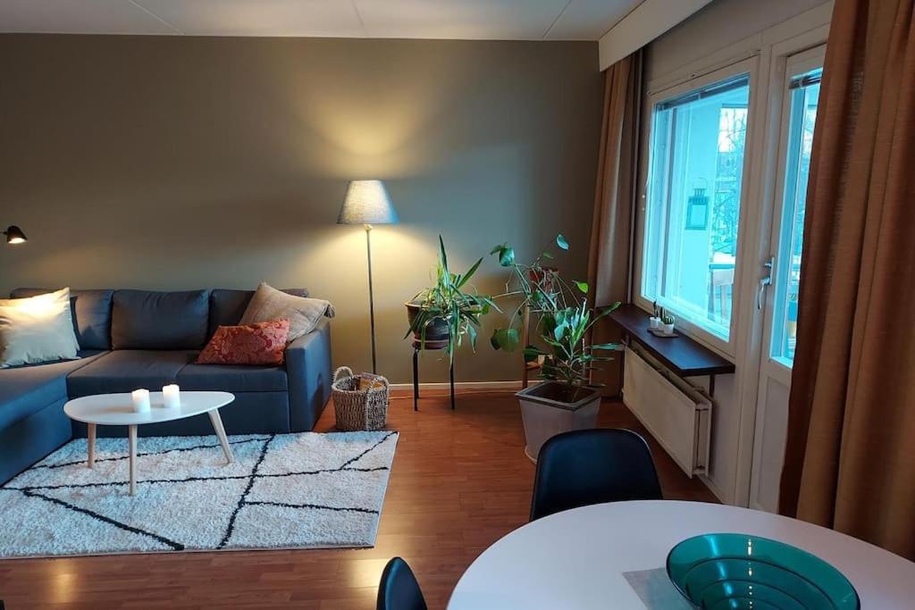 Cosy Two Rooms Apartment In Helsingfors Exteriör bild